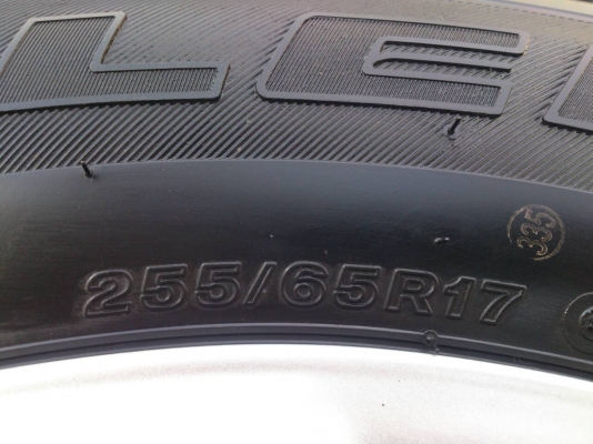 ขายแม็กยางถอดป้ายแดง ALL NEW ISUZU V-CROSS ขอบ17 ยางบริดสโตน 255/65R17 ยางสัปดาห์ที่26ปี15 ตุ่มรางๆทุกเส้นสวยๆ จำนวน 1 ชุด ขายแม็กยางถอดป้ายแดง ALL NEW ISUZU V-CROSS ขอบ17 ยางบริดสโตน 255/65R17 ยางสัปดาห์ที่26ปี15 ตุ่มรางๆทุกเส้นสวยๆ จำนวน 1 ชุด