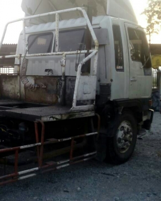 หัวลาก 6ล้อ ฮีโน่ FF3HNLA195 ห้างแท้ ปี39 สภาพดีสวยๆพร้อมใช้ มี 8หัว ราคาเบาๆหัวละ 455,000บ เล่มทะเบียนพร้อมโอน