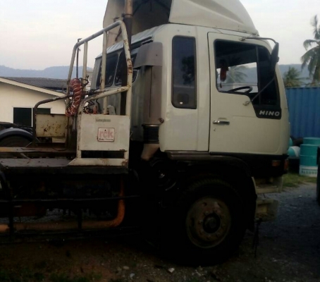 หัวลาก 6ล้อ ฮีโน่ FF3HNLA195 ห้างแท้ ปี39 สภาพดีสวยๆพร้อมใช้ มี 8หัว ราคาเบาๆหัวละ 455,000บ เล่มทะเบียนพร้อมโอน