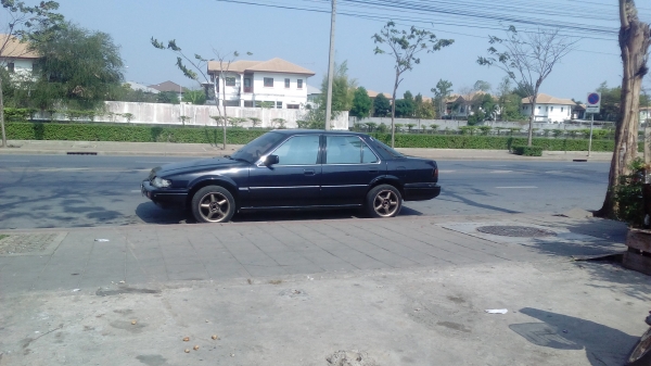 ขายรถเก๋ง Honda แอ๊คคอร์ด ปี88  35000 รถราคาถูกสภาพพร้อมใช้