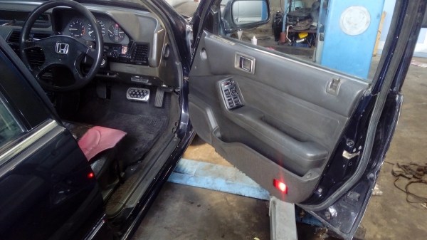 ขายรถเก๋ง Honda แอ๊คคอร์ด ปี88  35000 รถราคาถูกสภาพพร้อมใช้