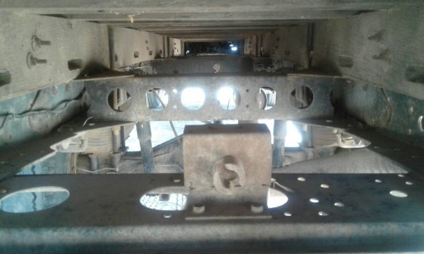 หกล้อ อีซูซุ NPR115ปี36เกียร์สั่น ช่วงยาว5ม สภาพสวยเดิมๆ เล่มทะเบียนพร้อมโอน