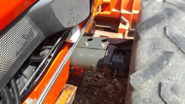 ขายรถไถL4708ใบมีดดันดินผาน6&times;24ตราช้างพร้อมใช้งานครับ