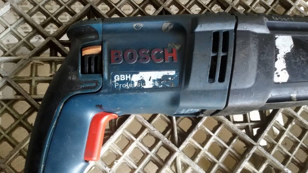 ขาย สว่าน Bosch 2 - 26 ( ชาติ ลำพูน )