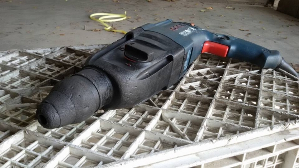 ขาย สว่าน Bosch 2 - 26 ( ชาติ ลำพูน )