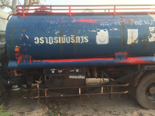 ถังนำ้มัน7000ลิตรพร้อมไช้หัวจ่ายสองชุด ถังนำ้มัน7000ลิตรพร้อมไช้หัวจ่ายสองชุด