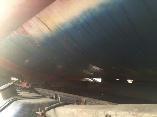 ถังนำ้มัน7000ลิตรพร้อมไช้หัวจ่ายสองชุด ถังนำ้มัน7000ลิตรพร้อมไช้หัวจ่ายสองชุด