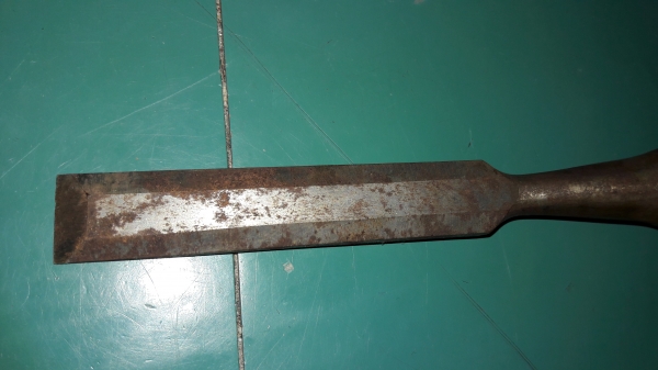 ขายสิ่วบ้องฉลามสามดาวหายากด้ามไม้ขนาด5/8"Made in Sweden. ขายสิ่วบ้องฉลามสามดาวหายากด้ามไม้ขนาด5/8"Made in Sweden.