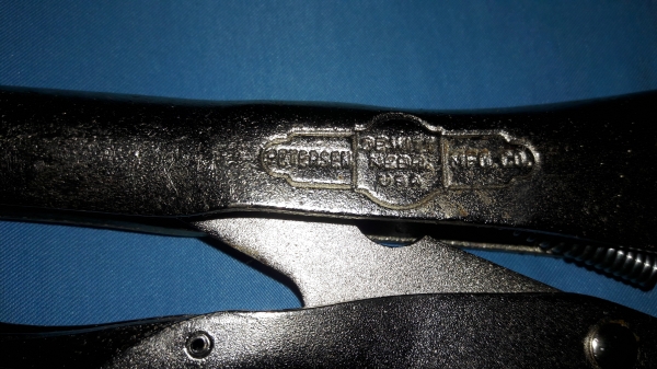 ขายคีมล็อกVISE-GRIP 10R Made in USA.งานเก่าเก็บยี่สิบกว่าปี ขายคีมล็อกVISE-GRIP 10R Made in USA.งานเก่าเก็บยี่สิบกว่าปี