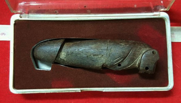 พระหลวงปู่ทิม วัดละหารไร่ ปลัดไม้หัวเสือ แท้เก่าเก็บ สวยตามกาลเวลา