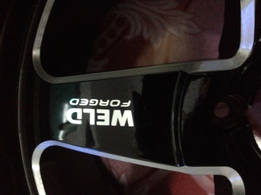 ขายล้อ weld ขอบ18 สภาพสวยมากๆ หน้า 9.5 หลัง 10.5