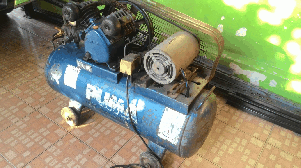 ขายด่วนปั้มลม PUMA 1/2 แรง ขนาด60ลิตร.