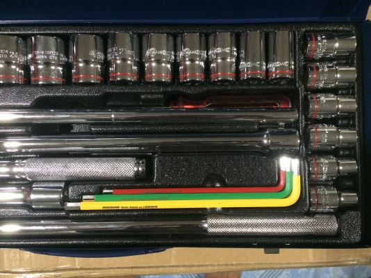 ชุดบล็อกเบอร์ 8-32" ชุดบล็อกเบอร์ 8-32"