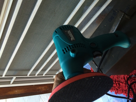 เครื่องขัดสีMakita ปรับความเร็วรอบได้6ระดับ