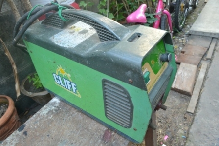 เครื่องเชื่อม CLIFF 205A