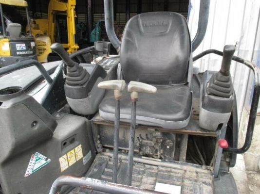 ขายด่วน HITACHI ZX30U-2 สภาพสวยพร้อมใช้งาน ระบบไว ช่วงล่างสวย มีเอกสารใบอินวอย