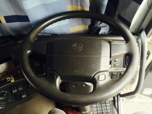 หัวลาก VOLVO  FM13  400แรง ปี 52 ราคา  2,350,000 บาท