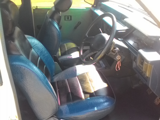 กะบะสภาพดีไมีมีผุมีเวอแอร์เย็นฉ่ำรับประกันคุณภาพย่าไปเสียเวลากับรถไม่รับประกันเลย