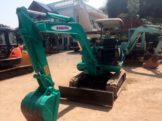 ขายด่วน KOMATSU PC25-1รุ่น7 สภาพสวยพร้อมใช้งาน ระบบไว ช่วงล่างสวย พร้อมทำสีเช็กระบบ มีใบอินวอย ขายด่วน KOMATSU PC25-1รุ่น7 สภาพสวยพร้อมใช้งาน ระบบไว ช่วงล่างสวย พร้อมทำสีเช็กระบบ มีใบอินวอย