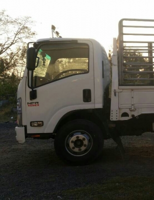 หกล้อ อีซูซุ NPR150ปี54ช่วงยาว5ม สภาพดีสวยรถใช้งานน้อย วิ่ง 180&times;&times;&times; กม รถพร้อมใช้งาน ทะเบียนพร้อมโอน