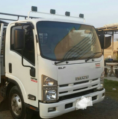 หกล้อ อีซูซุ NPR150ปี54ช่วงยาว5ม สภาพดีสวยรถใช้งานน้อย วิ่ง 180&times;&times;&times; กม รถพร้อมใช้งาน ทะเบียนพร้อมโอน