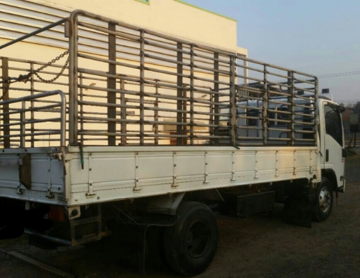 หกล้อ อีซูซุ NPR150ปี54ช่วงยาว5ม สภาพดีสวยรถใช้งานน้อย วิ่ง 180&times;&times;&times; กม รถพร้อมใช้งาน ทะเบียนพร้อมโอน