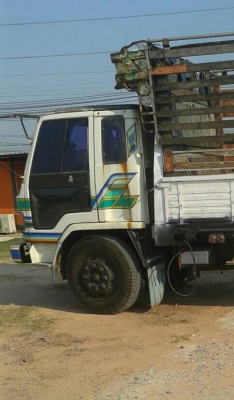 หกล้อ อีซูชุ ร็อค FSR11H165 พ.เวอร์ แอร์ ช่วงยาว5.30ม สภาพดีสวยพร้อมใช้งาน ทะเบียนพร้อมโอน