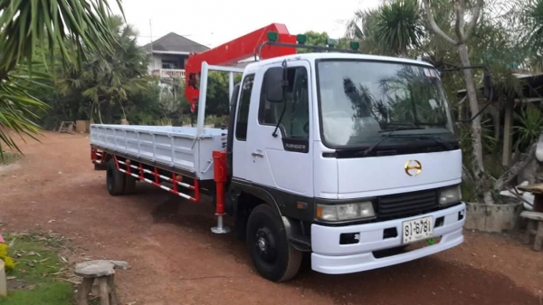 ขายรถ6ล้อ FD3H ติดเครน304 4ปลอก3ชัก เครื่อง185 เทอร์โบ ปี44 ยาว7.20เมตร เอกสารพร้อมโอน สนใจโทร 090-8588220คุณนะ 093-3258446คุณบิว หรือเข้าดูสินค้าอื่นๆได้ที่ www.truck.in.th/498 หรือเพจFacebook ณรงค์ ซื้อขายรถมือสอง (เว็บไซต์ส่วนตัว) หรือFacebook คุณนะ รถ