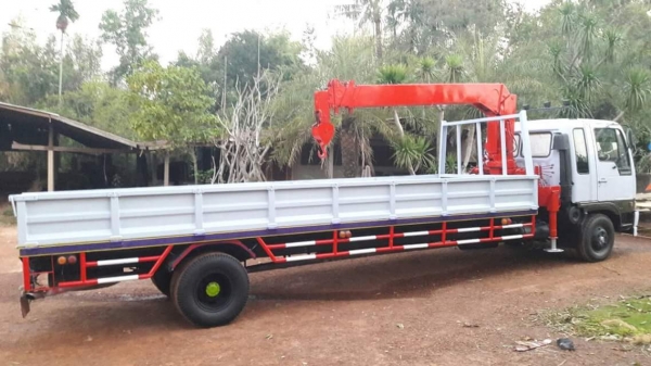 ขายรถ6ล้อ FD3H ติดเครน304 4ปลอก3ชัก เครื่อง185 เทอร์โบ ปี44 ยาว7.20เมตร เอกสารพร้อมโอน สนใจโทร 090-8588220คุณนะ 093-3258446คุณบิว หรือเข้าดูสินค้าอื่นๆได้ที่ www.truck.in.th/498 หรือเพจFacebook ณรงค์ ซื้อขายรถมือสอง (เว็บไซต์ส่วนตัว) หรือFacebook คุณนะ รถ