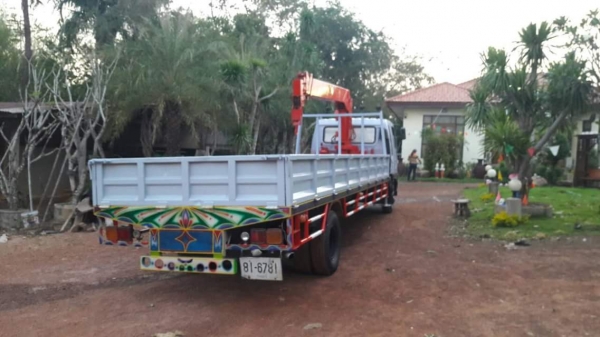 ขายรถ6ล้อ FD3H ติดเครน304 4ปลอก3ชัก เครื่อง185 เทอร์โบ ปี44 ยาว7.20เมตร เอกสารพร้อมโอน สนใจโทร 090-8588220คุณนะ 093-3258446คุณบิว หรือเข้าดูสินค้าอื่นๆได้ที่ www.truck.in.th/498 หรือเพจFacebook ณรงค์ ซื้อขายรถมือสอง (เว็บไซต์ส่วนตัว) หรือFacebook คุณนะ รถ