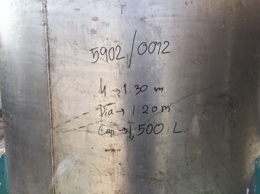 ขายถังสแตนเลส 1,500 ลิตร สภาพสวย พร้อมใช้งาน