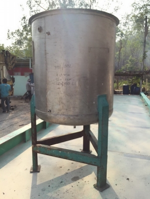 ขายถังสแตนเลส 1,500 ลิตร สภาพสวย พร้อมใช้งาน