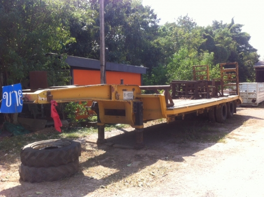 ขาย 485,000หางเทนเลอร์โรเบท 2 เพลา พร้อมบรรไดไฮดอลิคร์เอกสารเล่มทะเบียนพร้อมโอน 090-772-3710 090-772-3708