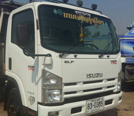 หกล้อ อีซูซุ NQR150ปี48แอร์ พ.เวอร์ ช่วงยาว5.50ม สภาพดีสวยบางเดิมพร้อมใช้ เล่มทะเบียนพร้อมโอน