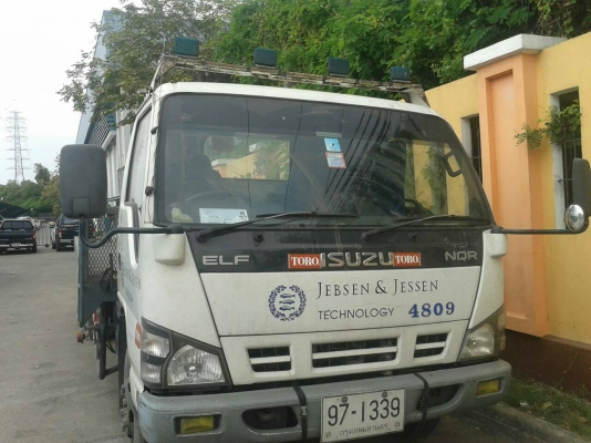 หกล้อ อีซูซุ NQR150ปี48แอร์ พ.เวอร์ ช่วงยาว5.50ม สภาพดีสวยบางเดิมพร้อมใช้ เล่มทะเบียนพร้อมโอน