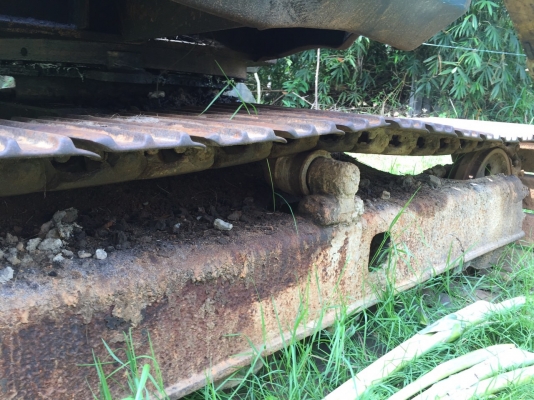 รถขุด PC60-5  ขายตามสภาพ..รถเดิมๆ เครื่องไม่ค่อยดี มีเสียงดัง..