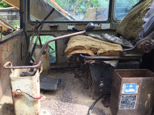 รถขุด PC60-5  ขายตามสภาพ..รถเดิมๆ เครื่องไม่ค่อยดี มีเสียงดัง..