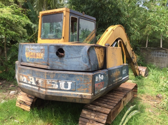 รถขุด PC60-5  ขายตามสภาพ..รถเดิมๆ เครื่องไม่ค่อยดี มีเสียงดัง..