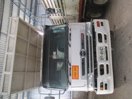 รถยนต์ 12 ล้อ ดั้ม 6สูบ 168 แรง