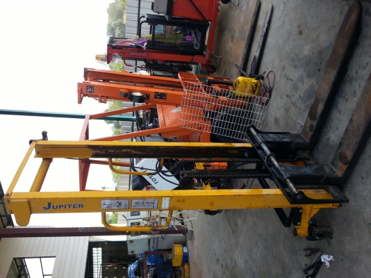 รับคัดแปลงรถยก stacker ธรรมดาเป็นไฟฟ้า