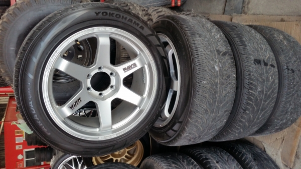 แมกพร้อมยางขอบ 20