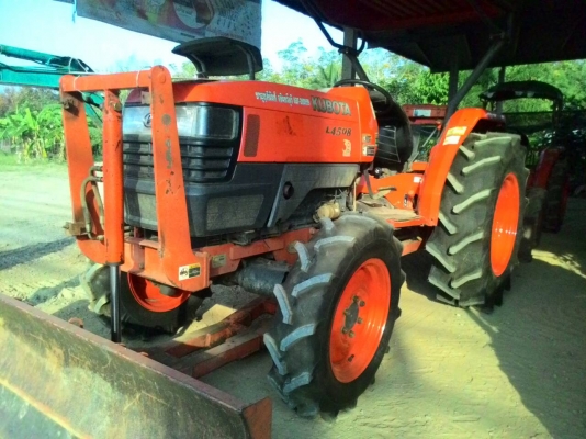 ขายรถไถ KUBOTA L4508 พร้อมดันหน้าตราช้าง ยางใหม่4เส้น กระทะล้อใหม่4วง รถไร่สภาพดีพร้อมใช้งาน มีทะเบียนพร้อมโอน DC Tractor Rayong 0818618678,0899347475 id line=0818618678 id line=carbonthai มีรถบริการขนส่งทั่วไทย รถอยู่ อ.แกลง จ.ระยอง