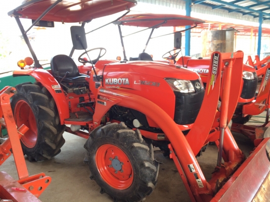 ขายKubota L3608 อุปกรณ์3ชิ้น ทำงาน877ชม. ราคา290000 ทะเบียนพร้อมโอน
