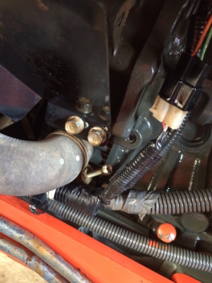 ขายKubota L3608 อุปกรณ์3ชิ้น ทำงาน877ชม. ราคา290000 ทะเบียนพร้อมโอน