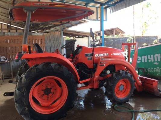 ขายKubota L3608 อุปกรณ์3ชิ้น ทำงาน877ชม. ราคา290000 ทะเบียนพร้อมโอน