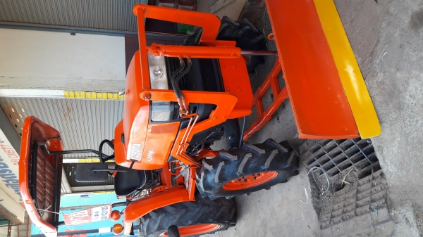 รถไถ คูโบต้า34แรง ราคาต่อรองได้คับ