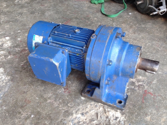 ขายมอเตอร์เกียร์ Cycro drive Sumitomo 1HP. 380V อัตราทด 1:87 มีระบบเบรคในตัว สภาาพสวย วิ่งนิ่มเดิมๆพร้อมใช้งาน