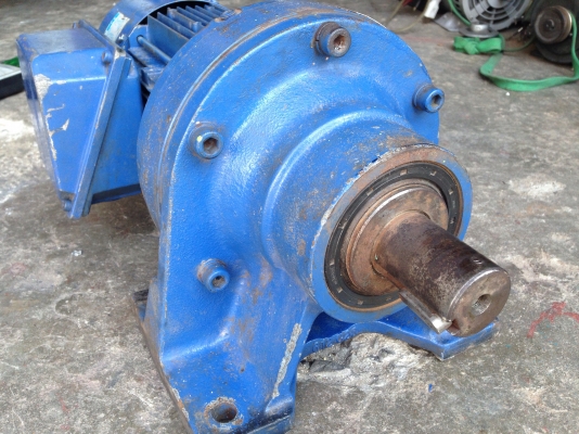 ขายมอเตอร์เกียร์ Cycro drive Sumitomo 1HP. 380V อัตราทด 1:87 มีระบบเบรคในตัว สภาาพสวย วิ่งนิ่มเดิมๆพร้อมใช้งาน
