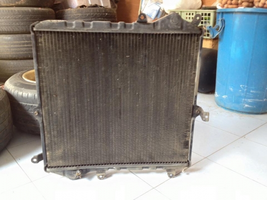 หม้อน้ำรถตู้หัวจรวด kz ใบนอน