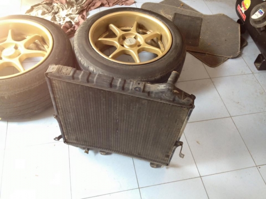 หม้อน้ำรถตู้หัวจรวด kz ใบนอน